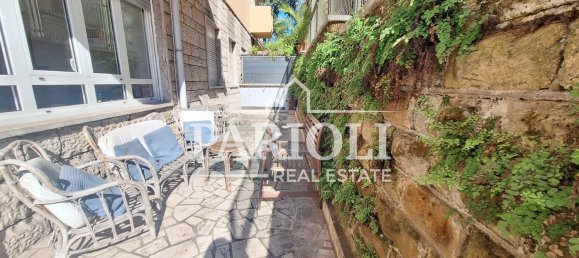 90m² Office in Rome, Italy No. 337408 14