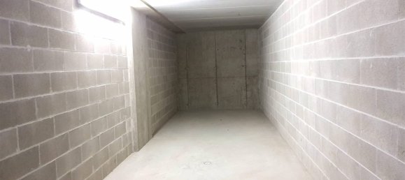 Apartamento de 4 dormitorios en Calolziocorte, Italy No. 114350 18