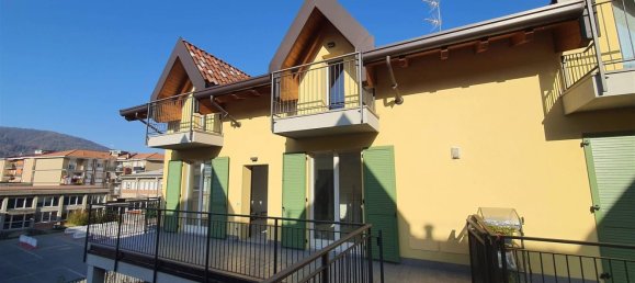 Apartamento de 4 dormitorios en Calolziocorte, Italy No. 114350 20