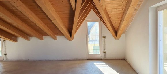 Apartamento de 4 dormitorios en Calolziocorte, Italy No. 114350 4