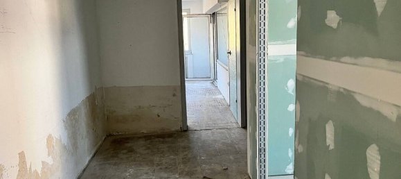 Casa de 6 divisões em Solingen, Germany N.º 44817 42