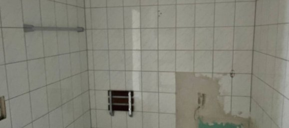 Casa de 6 divisões em Solingen, Germany N.º 44817 72