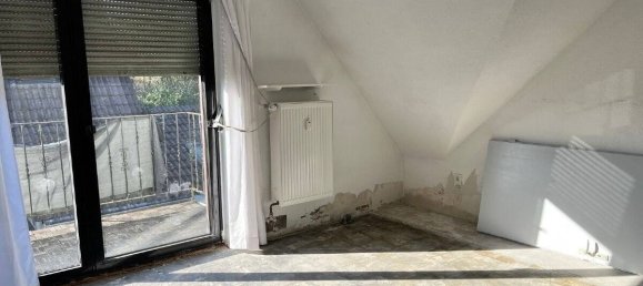 Casa de 6 divisões em Solingen, Germany N.º 44817 90