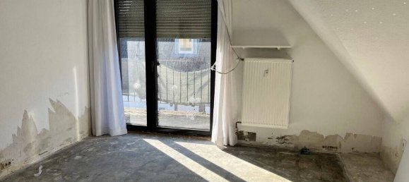 Casa de 6 divisões em Solingen, Germany N.º 44817 60