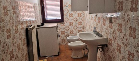 5 rooms House in Spoleto, Italy No. 112019 12