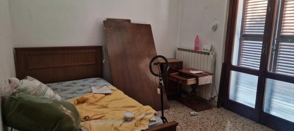 5 rooms House in Spoleto, Italy No. 112019 8