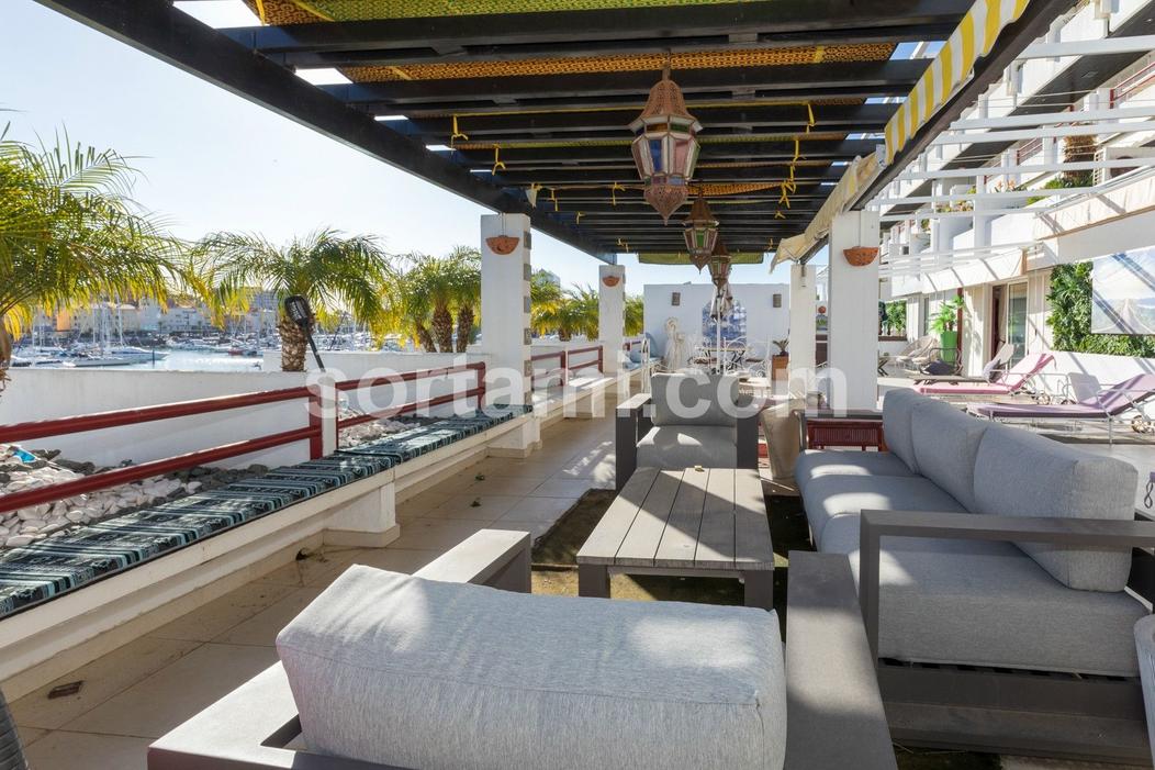 4 bedrooms Apartment in Quarteira, Portugal No. 270081