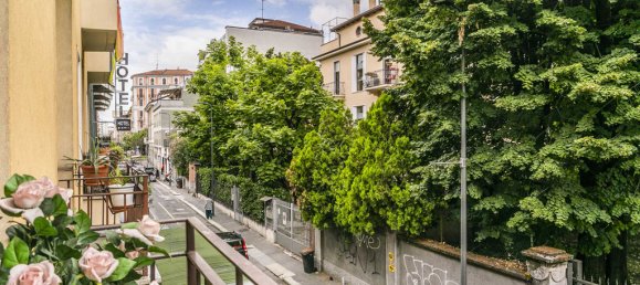 Коммерческая недвижимость с 2 комнатами в Милан, Италия № 289027 4