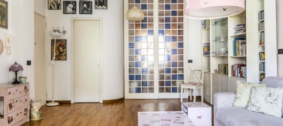 Коммерческая недвижимость с 2 комнатами в Милан, Италия № 289027 18