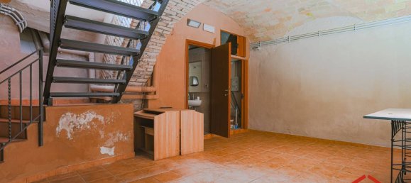 2-salle Propriété commerciale à Rome, Italy No. 311792 8