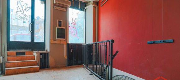 2-salle Propriété commerciale à Rome, Italy No. 311792 15