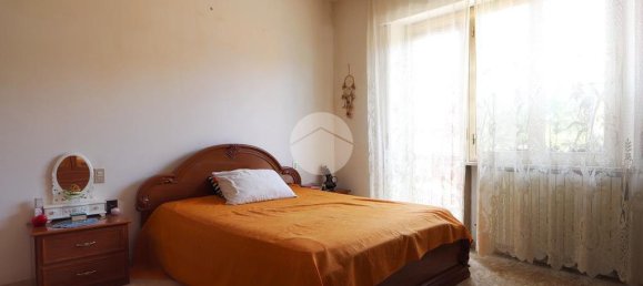 Квартира с 3 спальнями в Кьети, Италия № 118848 8