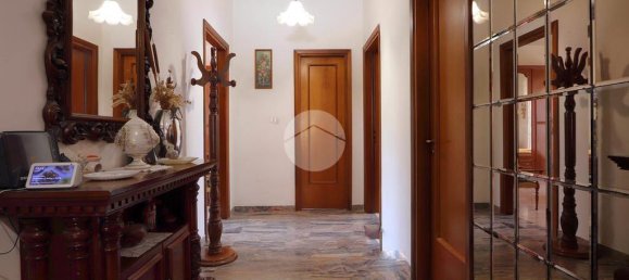 Квартира с 3 спальнями в Кьети, Италия № 118848 5