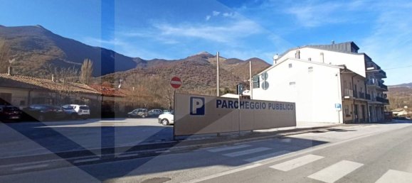 3-salle Appartement à Castel di Sangro, Italy No. 22102 8