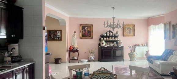 3 Schlafzimmer Wohnung in Marano di Napoli, Italy, Nr. 282363 7