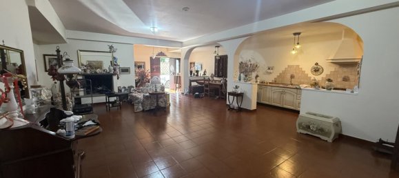 5 bedrooms Villa in Castelnuovo di Porto, Italy No. 329371 41