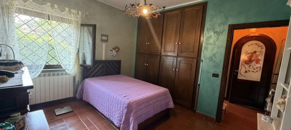 5 bedrooms Villa in Castelnuovo di Porto, Italy No. 329371 13