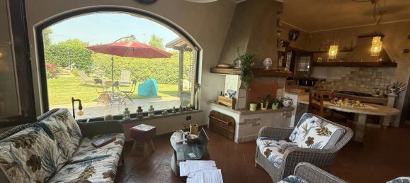 5 bedrooms Villa in Castelnuovo di Porto, Italy No. 329371 5