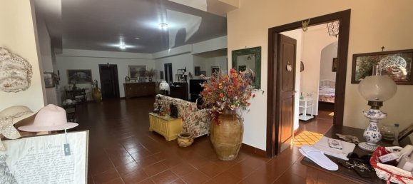 5 bedrooms Villa in Castelnuovo di Porto, Italy No. 329371 32