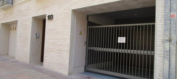13m² Garage in Zaragoza, Spain No. 68154 10