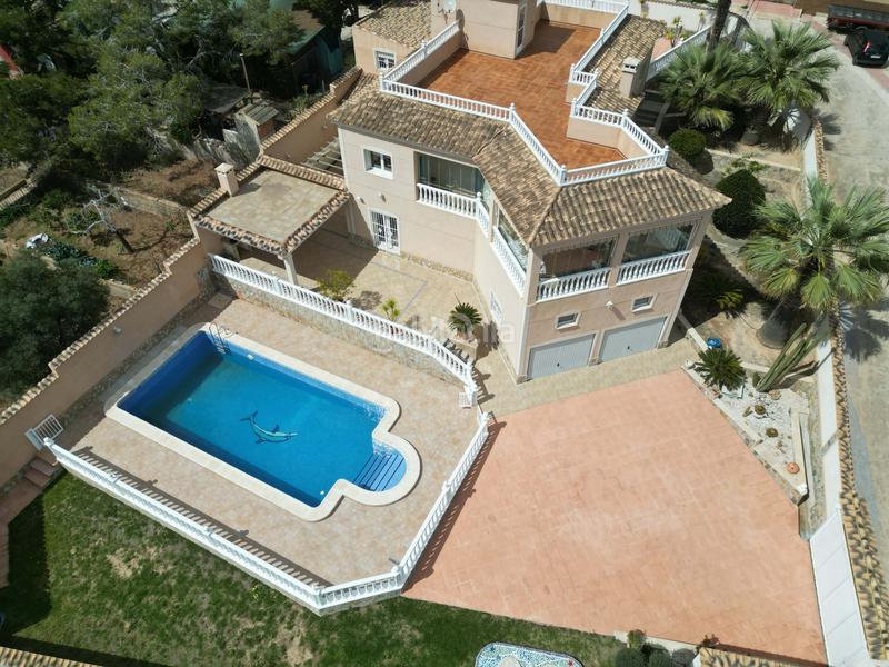 Вилла с 5 спальнями в Аликанте, Испания № 148127