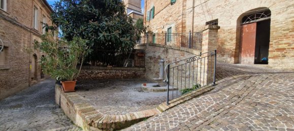 Casa de 10 divisões em Montedinove, Italy N.º 169294 25