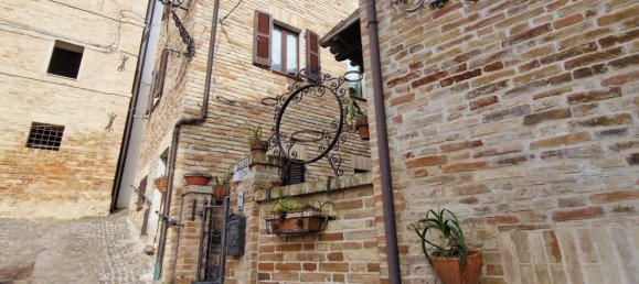 Casa de 10 divisões em Montedinove, Italy N.º 169294 3