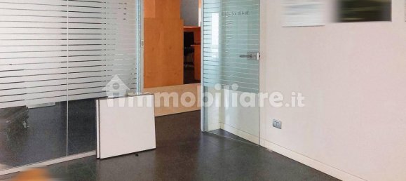 269m² Commercial property in Trento, Italy No. 320906 5