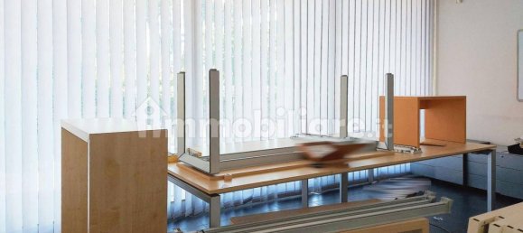 Gewerbliche Immobilie in Trento, Italy 269m², Nr. 320906 12