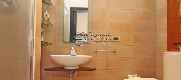 Квартира с 2 спальнями в Феррара, Италия № 364147 19