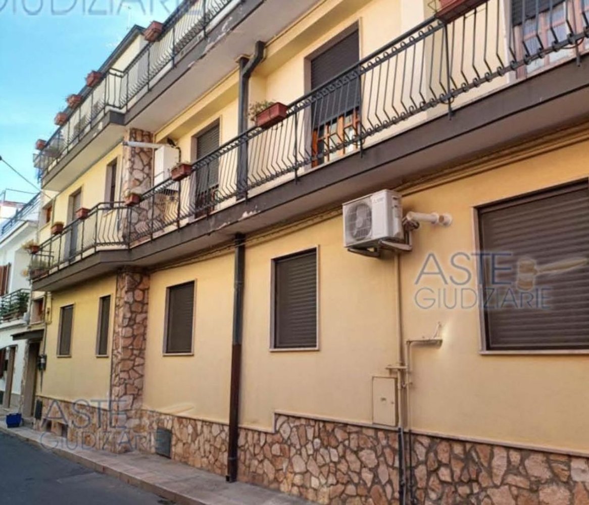 4 bedrooms Apartment in Sannicandro di Bari, Italy No. 361804