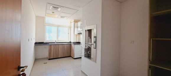 5 chambres Villa à Khalifa City, UAE No. 40137 8