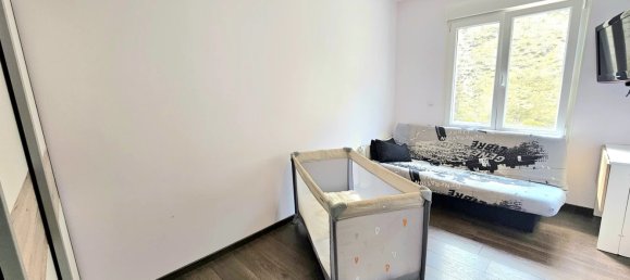 2 bedrooms House in Landres, France No. 79234 7