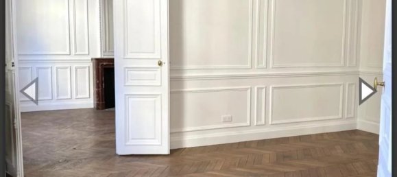 2 bedrooms Apartment in Paris, France No. 167395 2