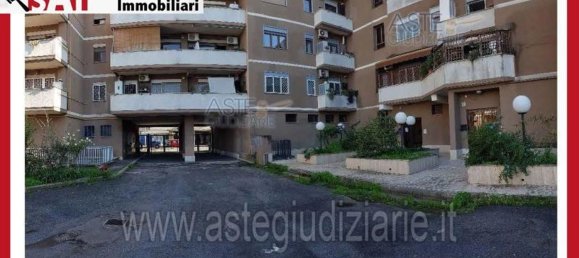 5 bedrooms Apartment in Rome, Italy No. 334105 22