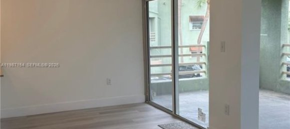 1 Schlafzimmer Gewerbliche Immobilien in Miami, USA, Nr. 614474 7