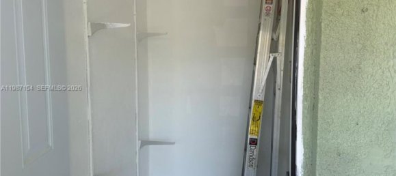 1 Schlafzimmer Gewerbliche Immobilien in Miami, USA, Nr. 614474 4