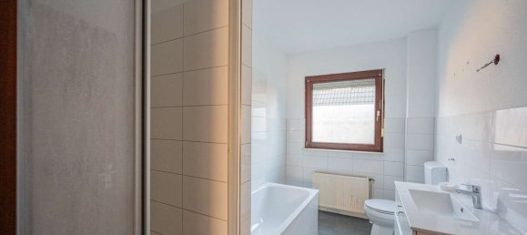 Apartamento de 3 dormitorios en Falkenhagener Feld, Germany No. 10125 3