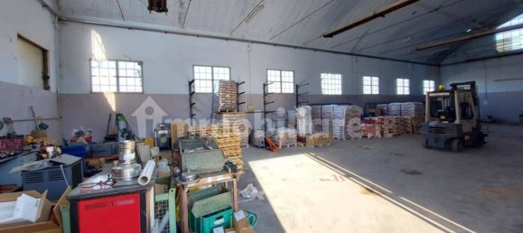 385m² Warehouse in Lugo, Italy No. 317779 8