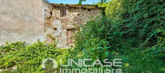 Дом с 5 комнатами в Баньоло Пьемонте, Италия № 290318 6