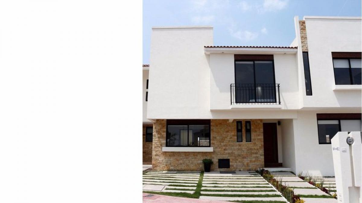 Casa de 3 dormitorios en Querétaro, Mexico No. 173138