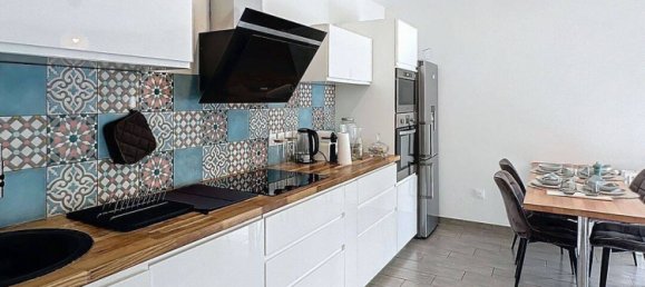 2 chambres Appartement à Le Blanc-Mesnil, France No. 333695 3