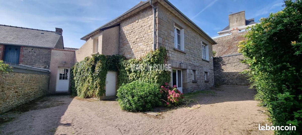 Casa de 7 dormitorios en Saint-Lunaire, France No. 362977