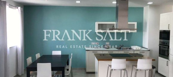 2 bedrooms Penthouse in Gzira, Malta No. 6925 4