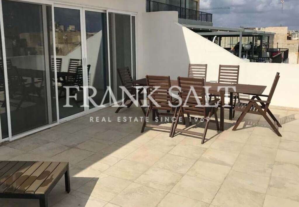 2 bedrooms Penthouse in Gzira, Malta No. 6925