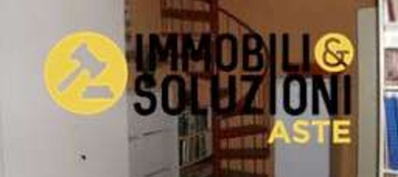 65 rooms Apartment in Basiglio, Italy No. 3714 18