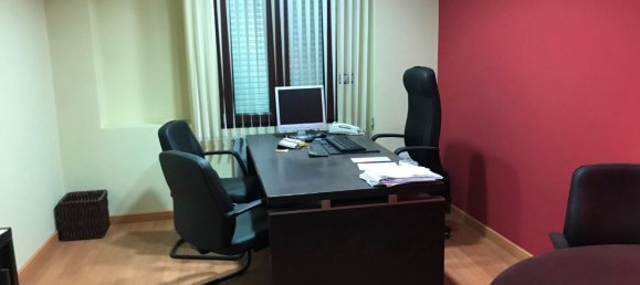 3 bedrooms Apartment in Valladolid, Spain No. 25577 16