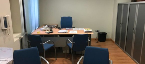 3 bedrooms Apartment in Valladolid, Spain No. 25577 21