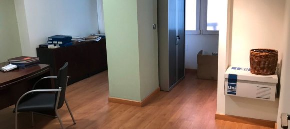 3 bedrooms Apartment in Valladolid, Spain No. 25577 8