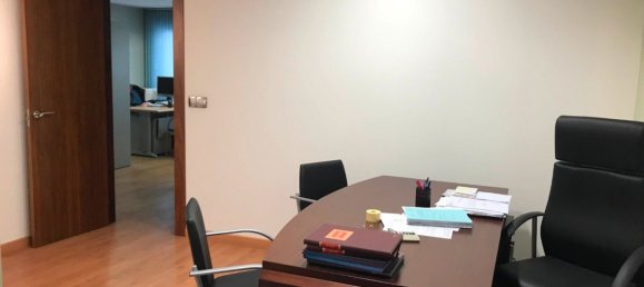 3 bedrooms Apartment in Valladolid, Spain No. 25577 13